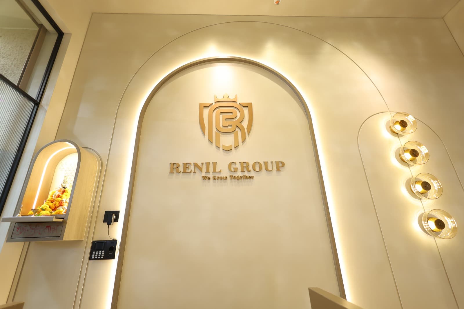 Renil Corporate Suite & Lounge